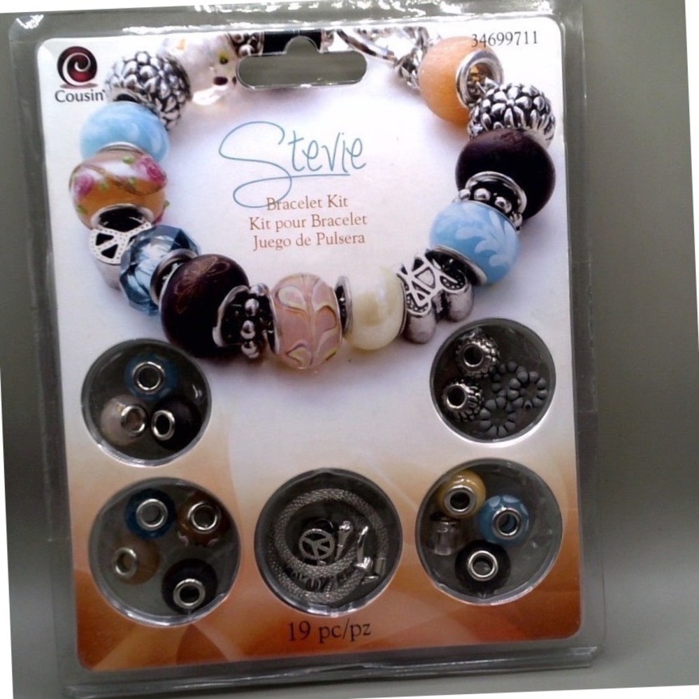 Cousin Stevie Bracelet Kit 19 pc DIY Jewelry Making Beads Glass Peace 34699711